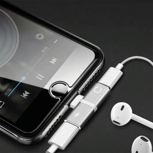 T- Shaped Dual Port Headset and Charger Splitter for Apple iPhone