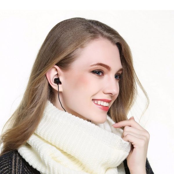 Warm Washable Knitted Bluetooth Musical Headphone Scarf_5